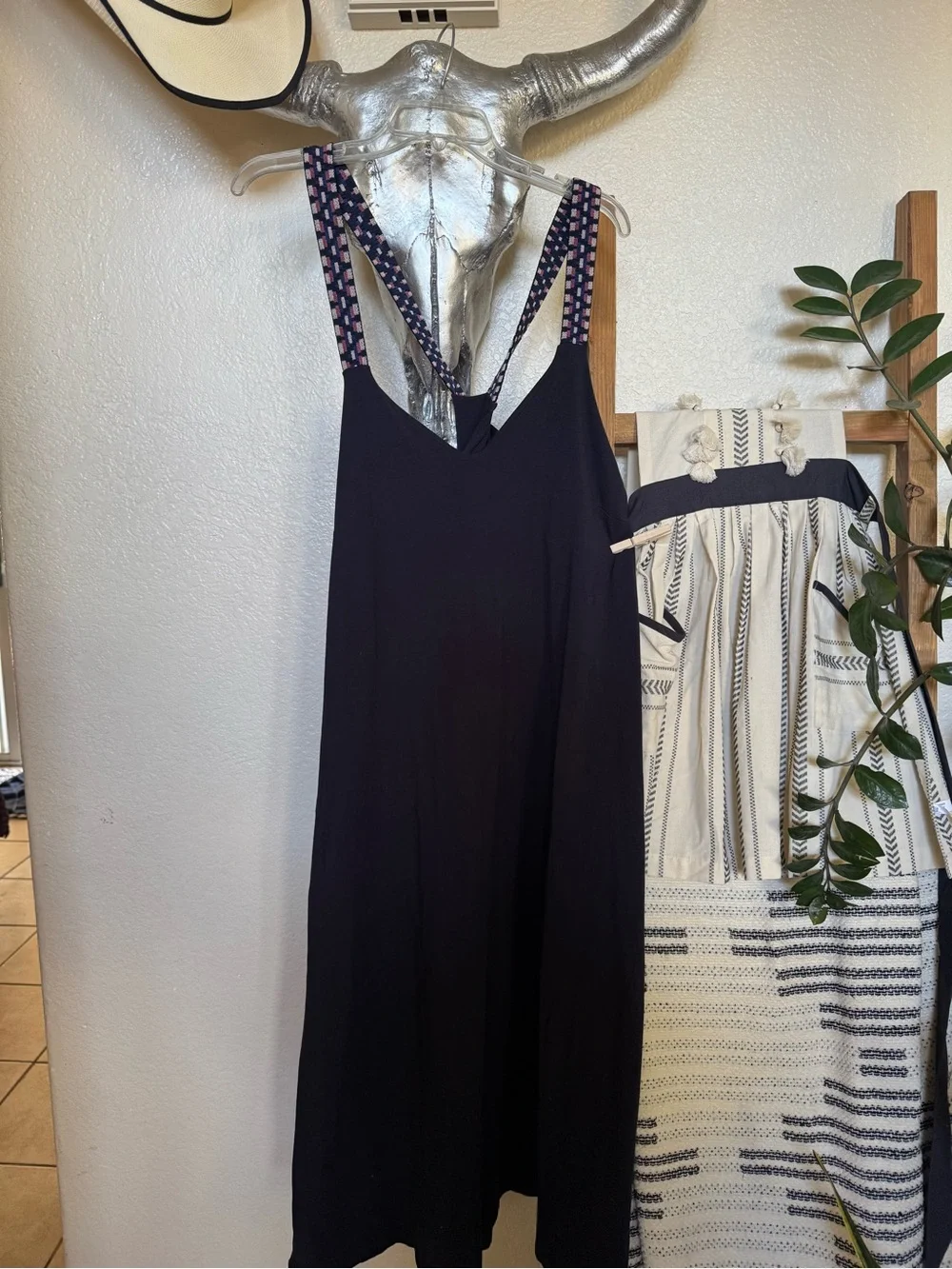 Saint + Sofia Navy Maxi Dress Built-In Bra – Size 10